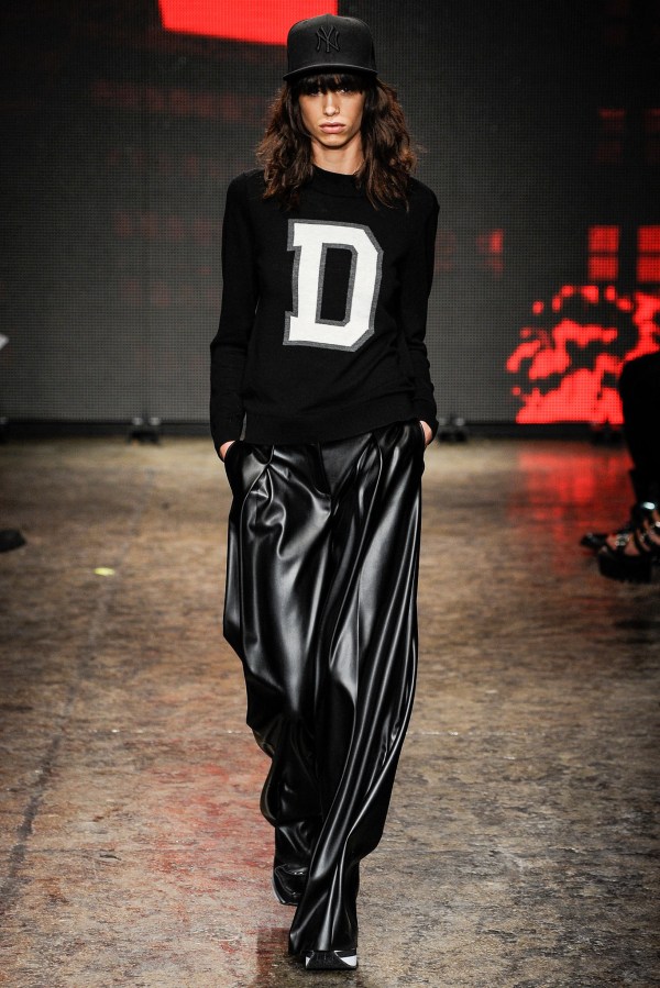 DKNY-Fall-2014-Sweatshirt-Style-OnGiselleAve