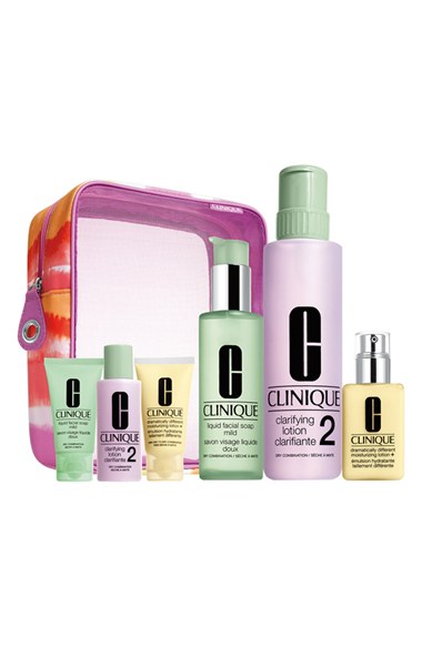 Clinique-Beauty-Set-Mothers-Day-Gift-Ideas-OnGiselleAve