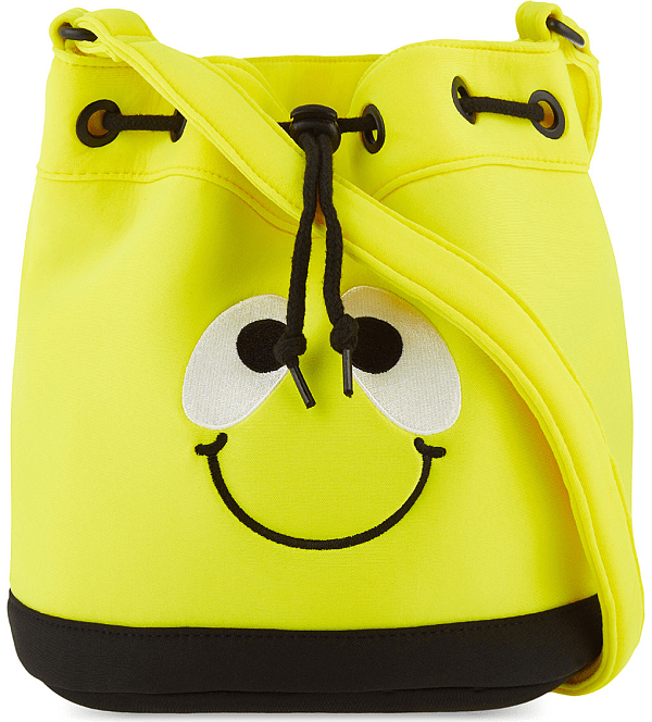 Smiley-Bucket-Bag-Fashion-OnGiselleAve