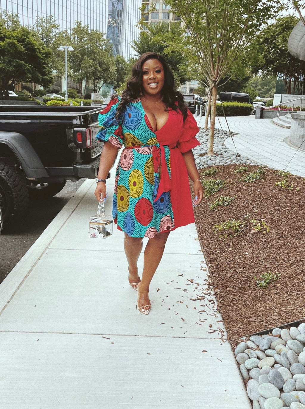 Thriving Thirties: A Celebration Fit For A&nbsp;Queen