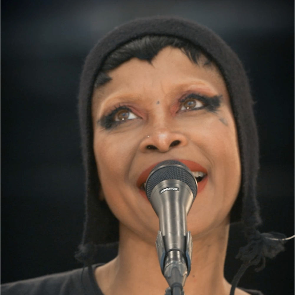 Erykah Badu Performs Surprise Concert at The New York Times